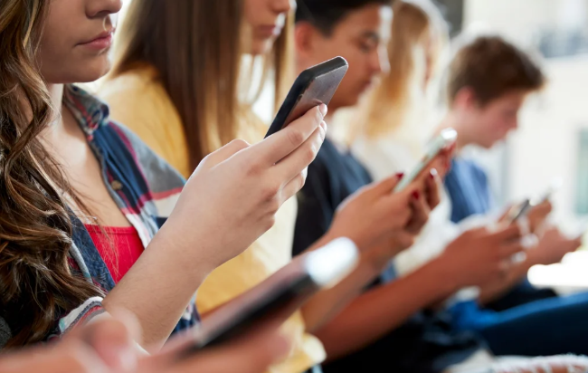 La hiperconnectivitat i la fatiga digital